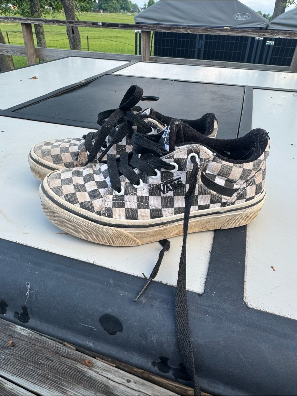 Vans Kids Checkerboard Lace-Up Sneakers - Black & White